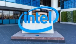 Intel Reports Revenue Growth in Q2, Plans 15 pool Cut, Cancels Factory Plans